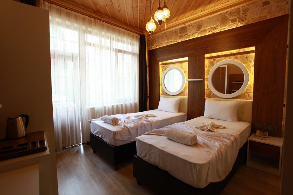Gasthof Bacchus 2*