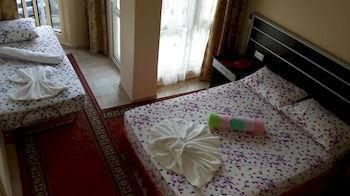 Hotel Kartal *