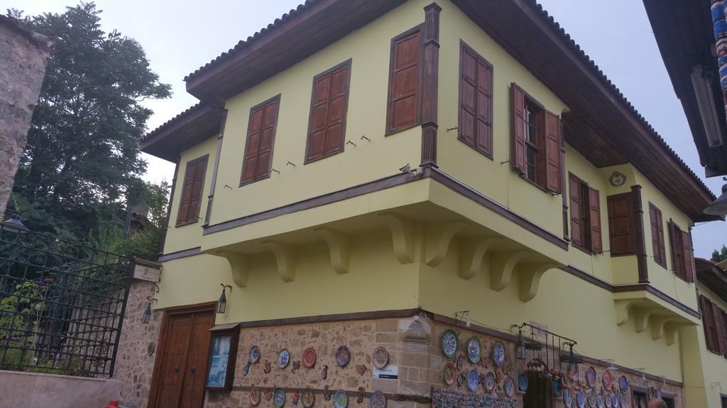Tekeli Konaklari