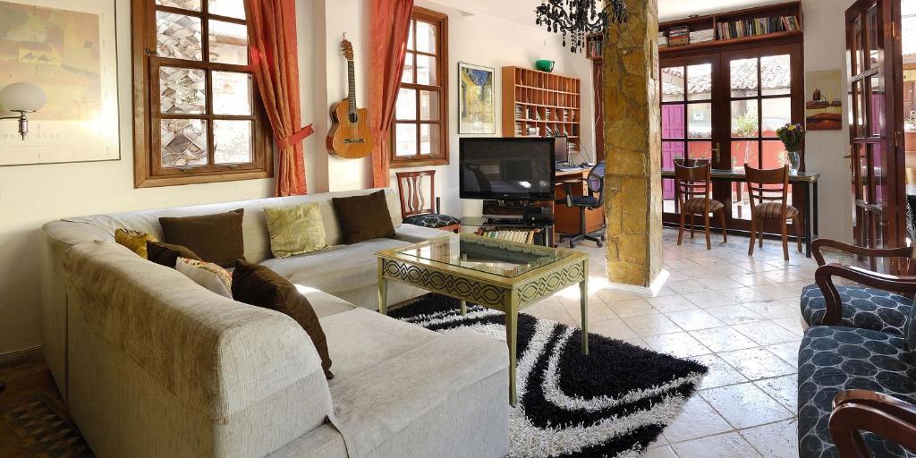 Hotel Dantel