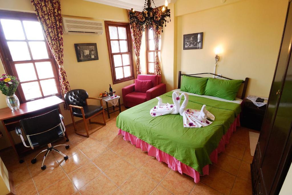 Dantel Hotel 3*