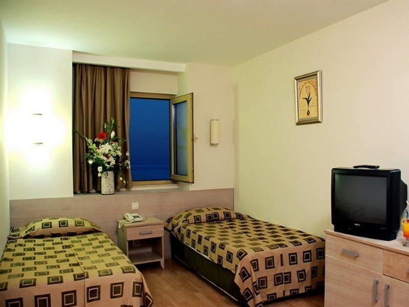 Hotel Side Breeze 5*
