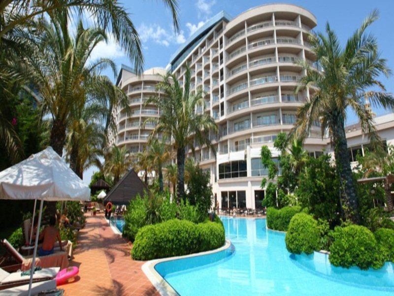 Resort Liberty Lara