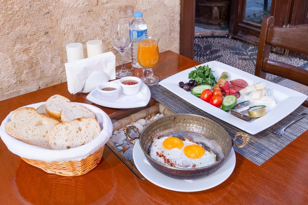 Otel Cicerone 4*