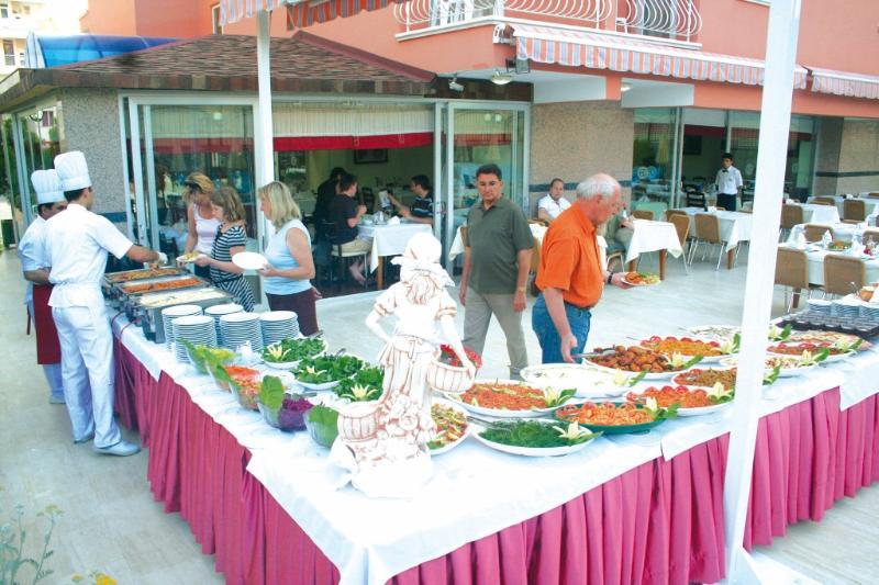 Lara Dinc Hotel 3*