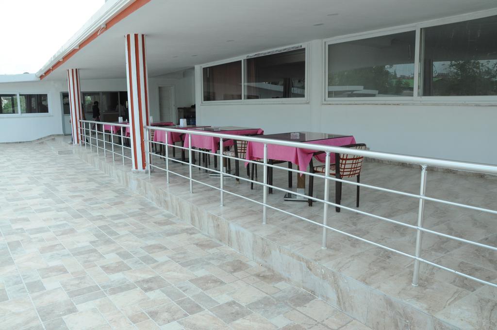 Demirci Otel 5*