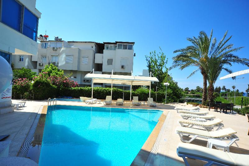 Tourist Otel 3*