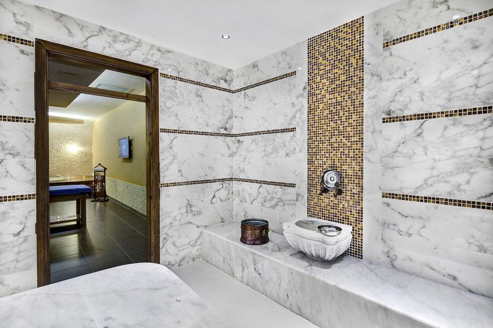 Jacaranda 5*