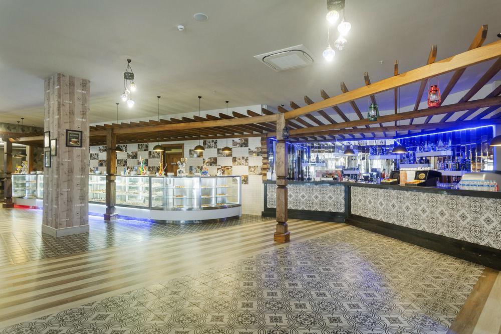 Jacaranda Hotel