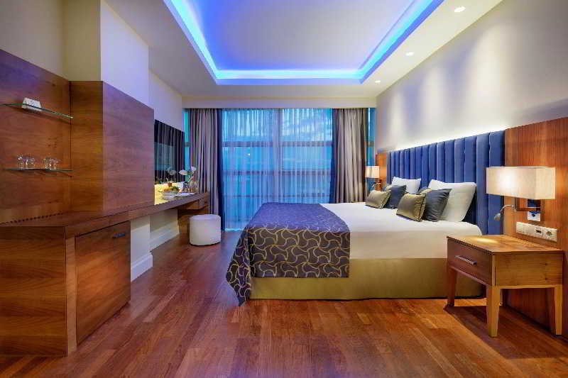 Liberty Lara 5* Antalya
