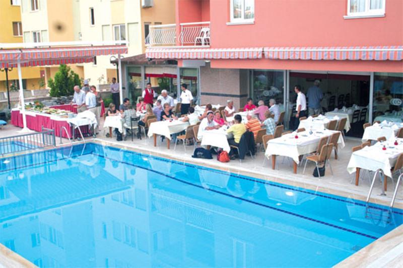 Lara Dinc Hotel 3*