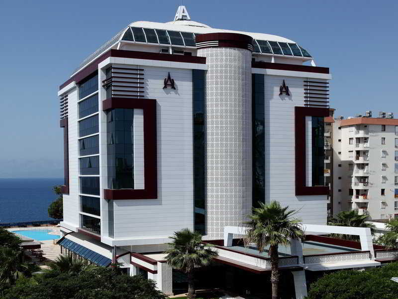 Oz & Adult Only 16 Hotel