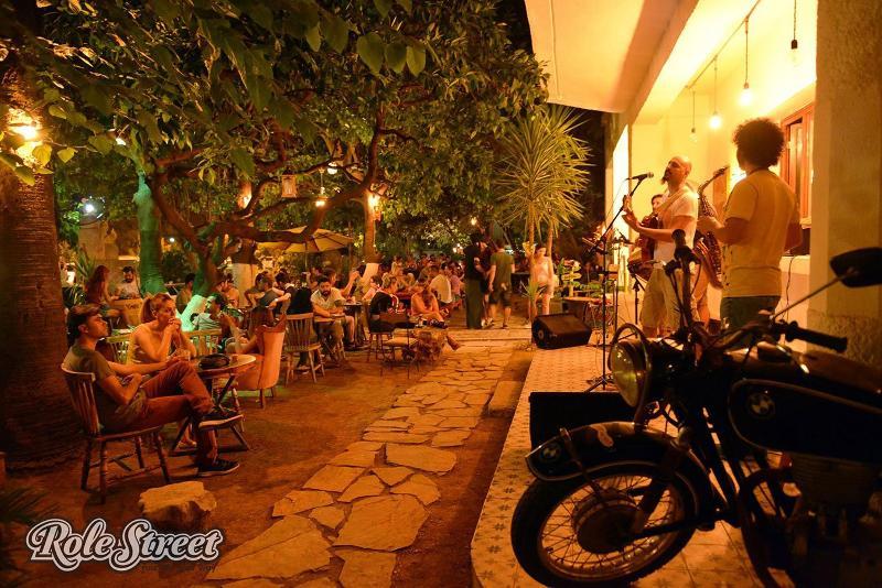 Hostel Role Street *