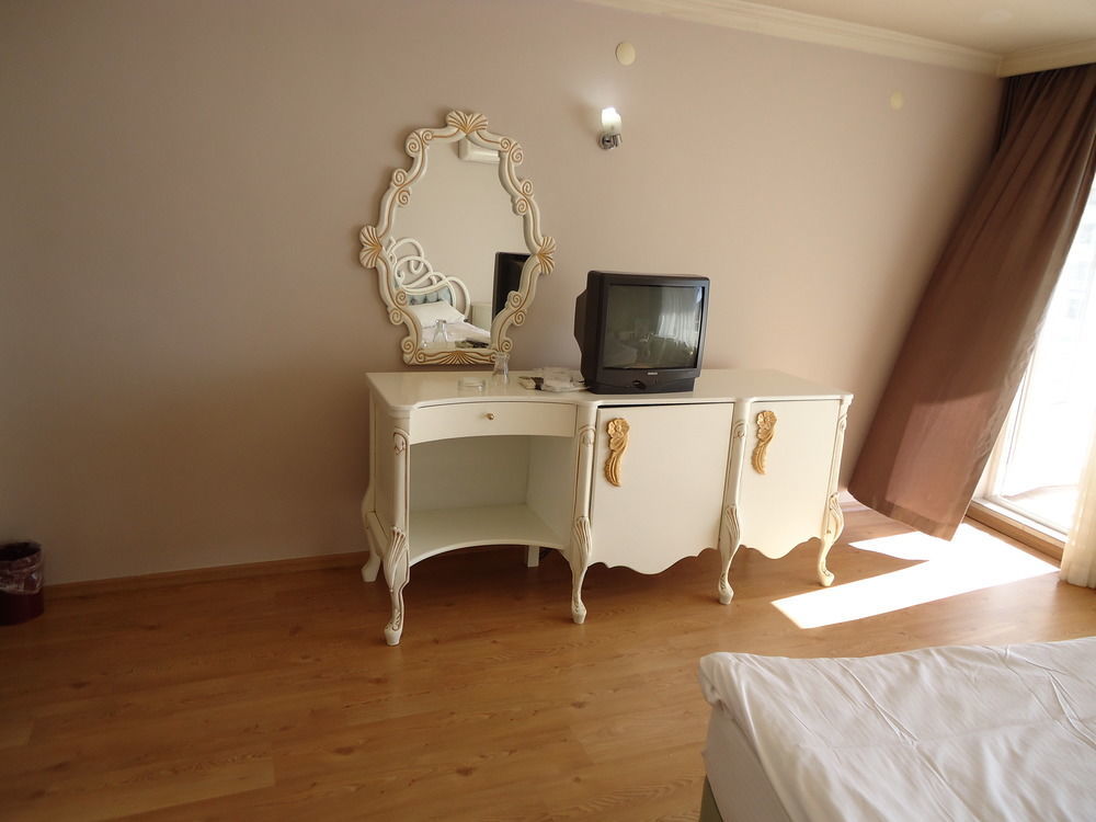 Bilgehan Otel 3*