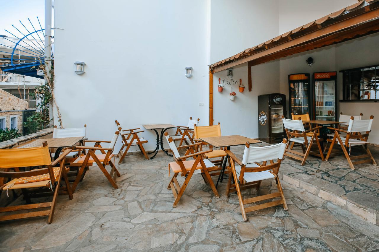 Patio Hotel 2*