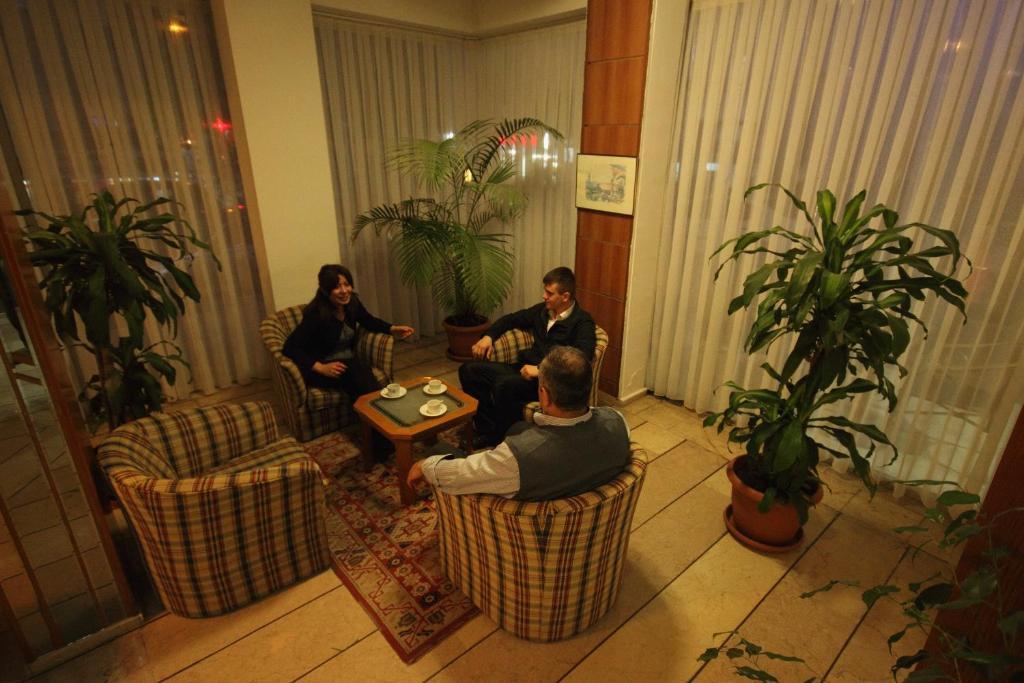Güleryüz Otel