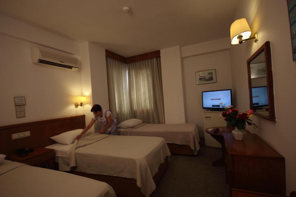 Otel Güleryüz