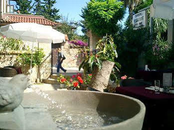 Hotel Sabah 2*