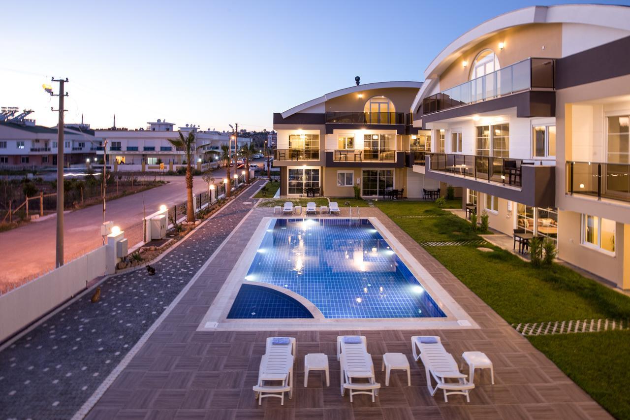Lara Homes 2*