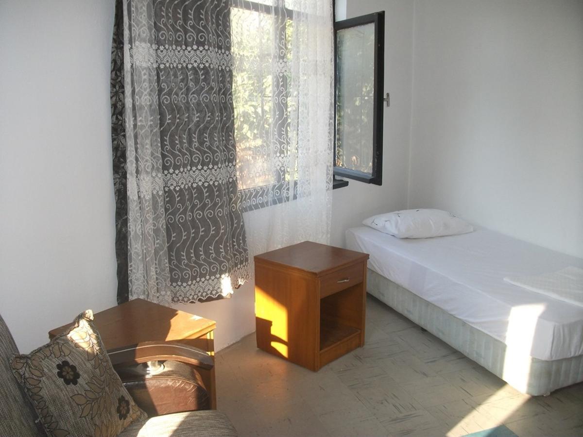 Aydin Hotel 3*