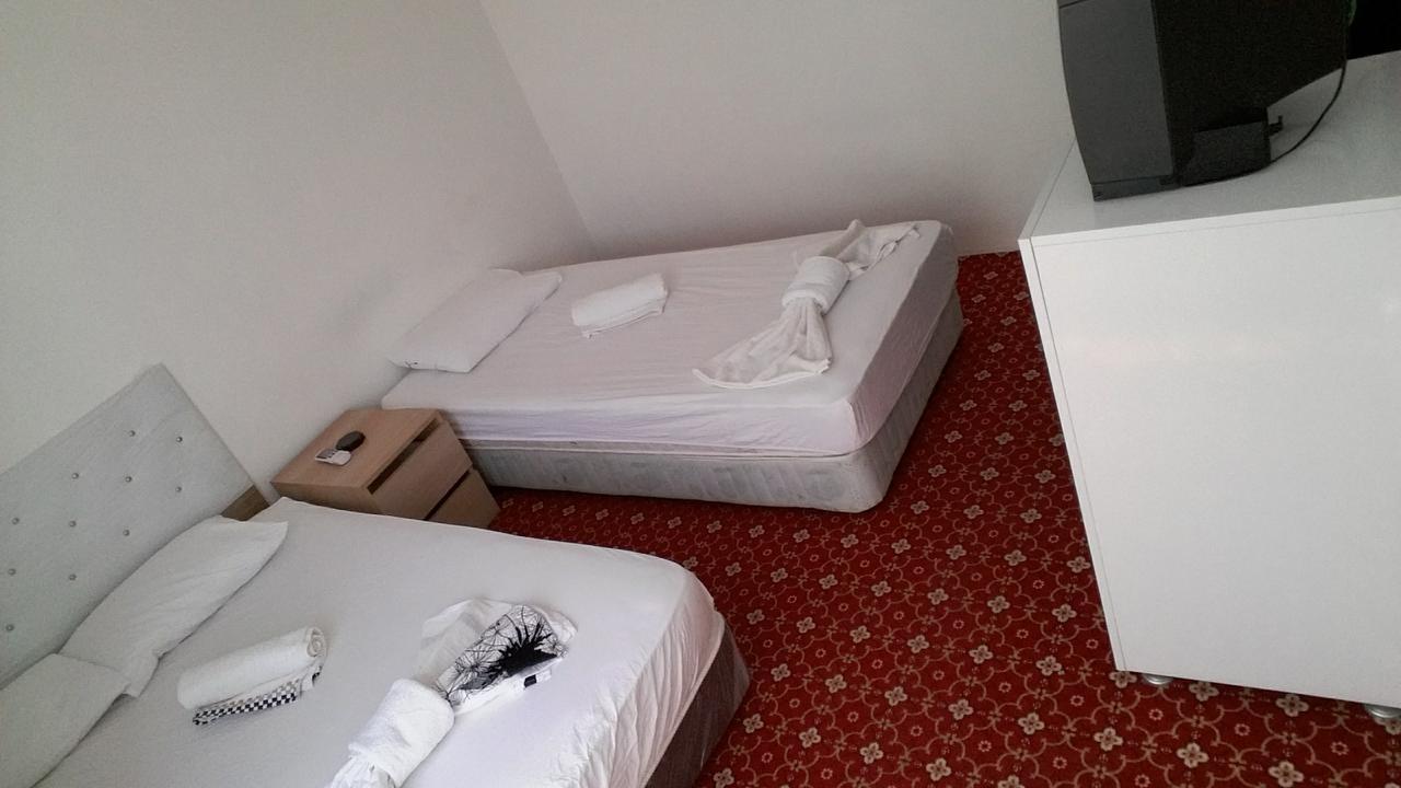 Aydin Hotel 3*