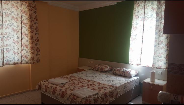 Granada Otel
