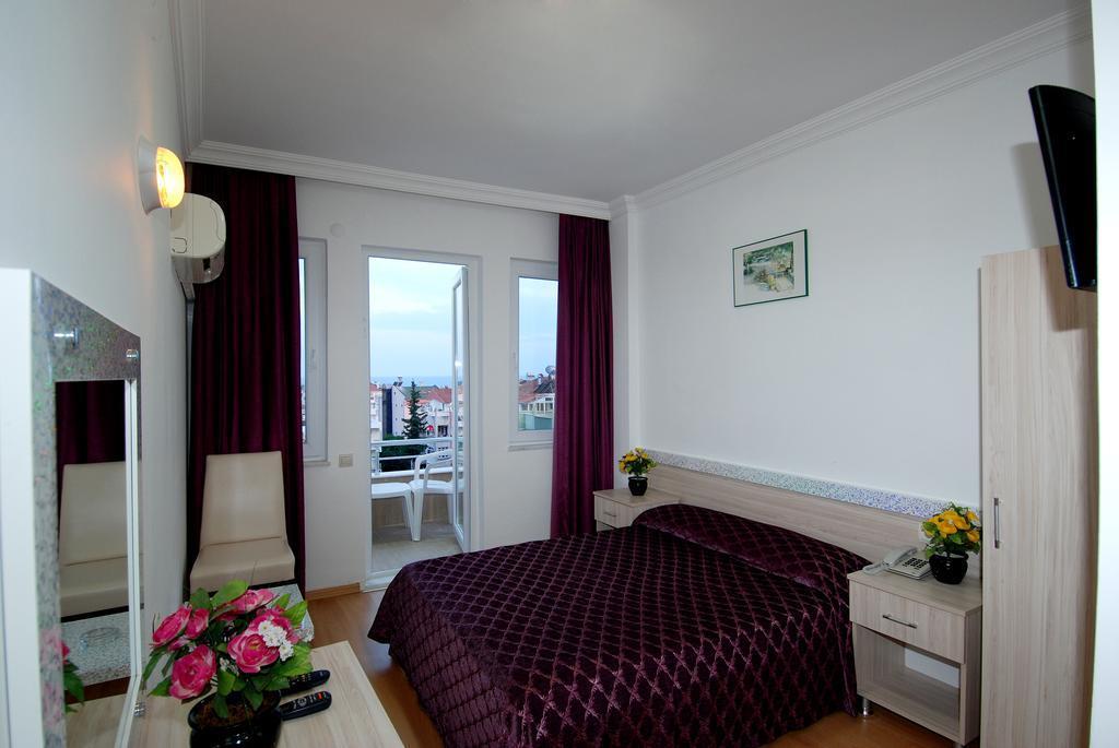 Lara Diamond Hotel Antalya