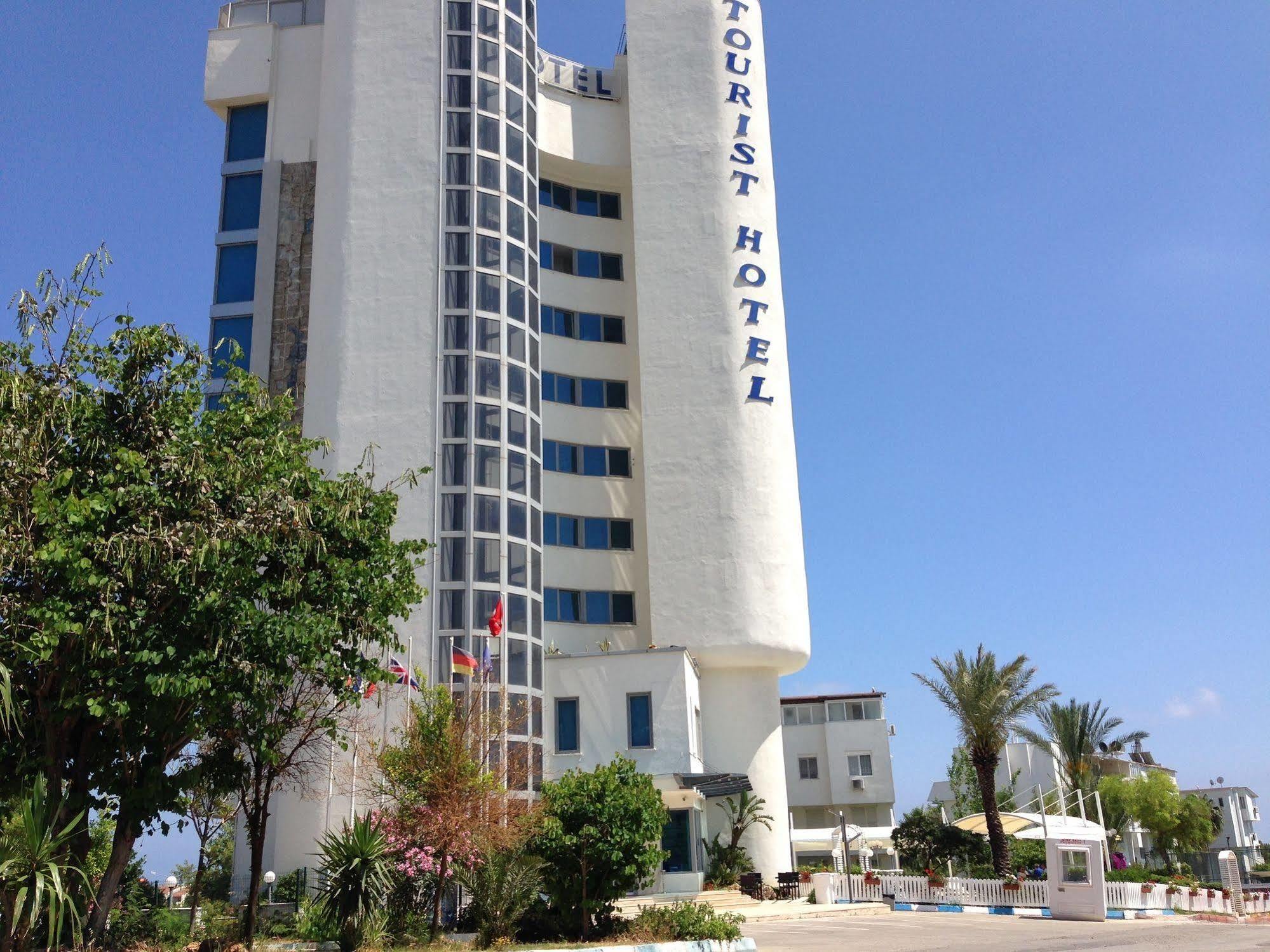 Otel Tourist 3*