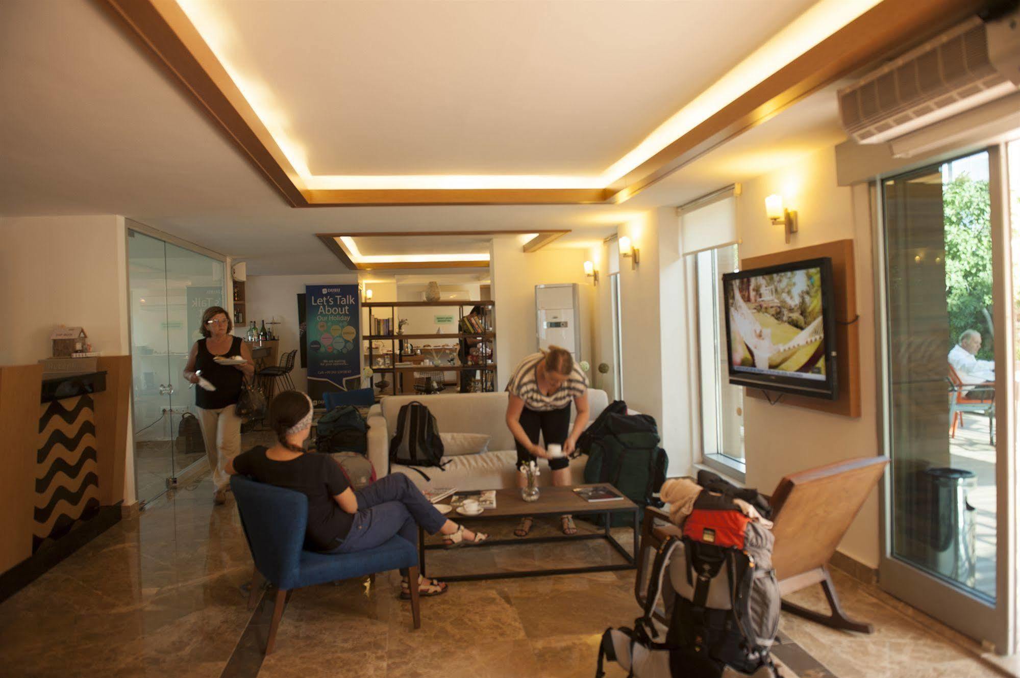 Durusu Aparthotel 3*