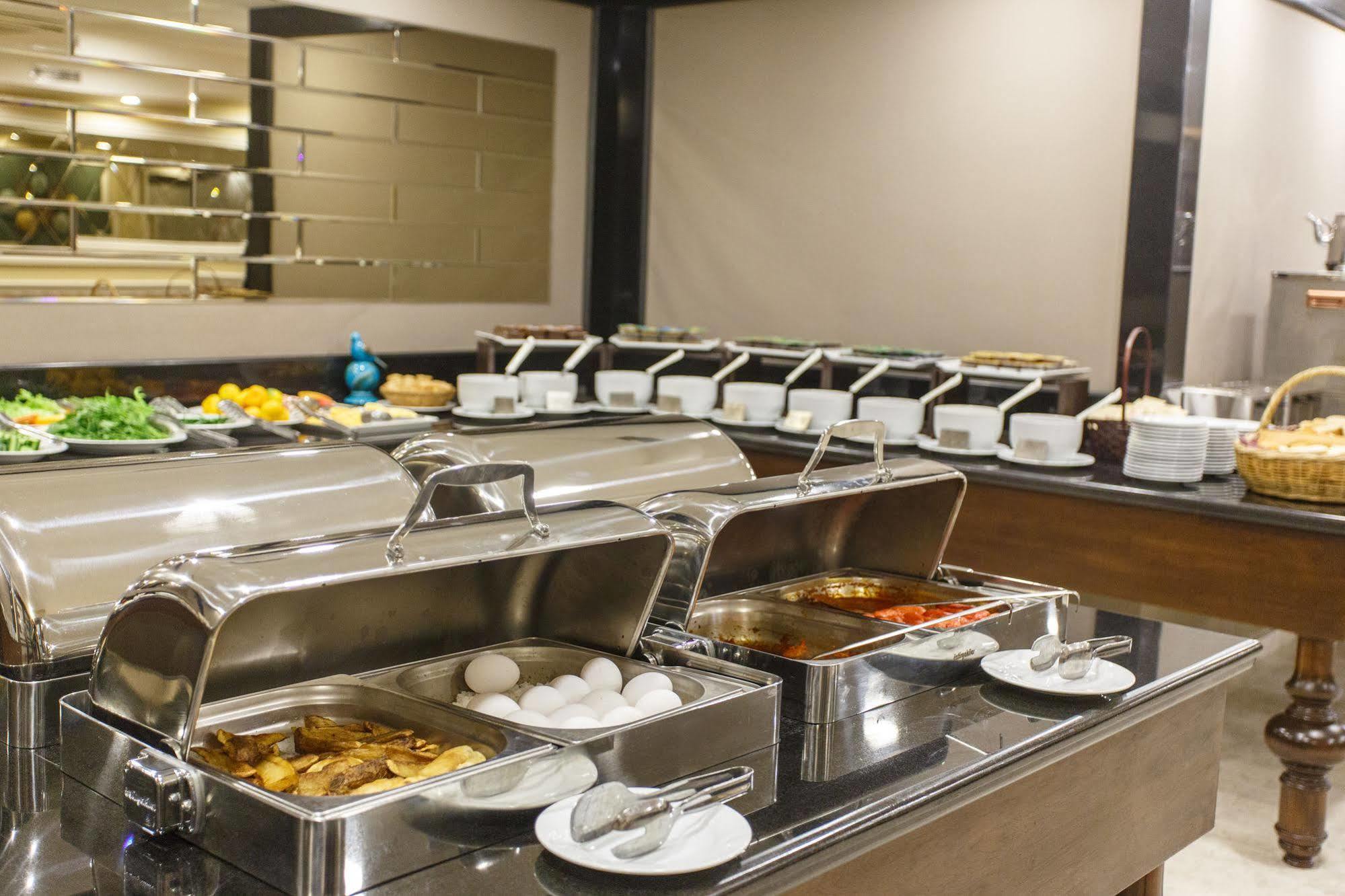 Antroyal Hotel Antalya