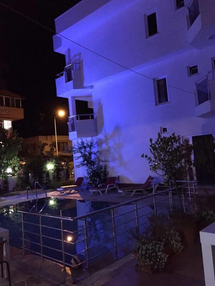 Movie Life Roe Otel