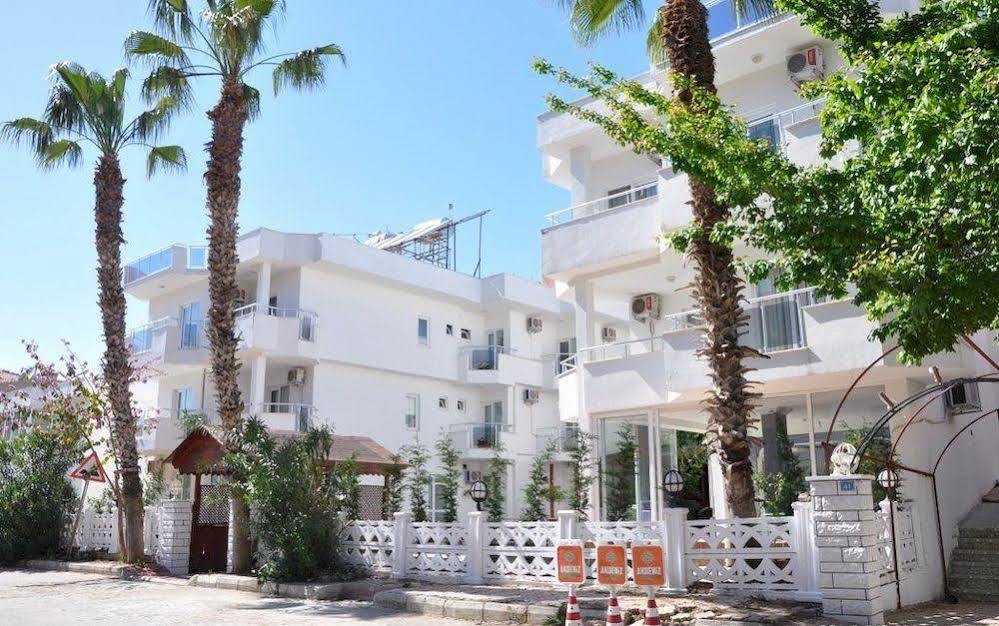 Otel Movie Life Roe 3*