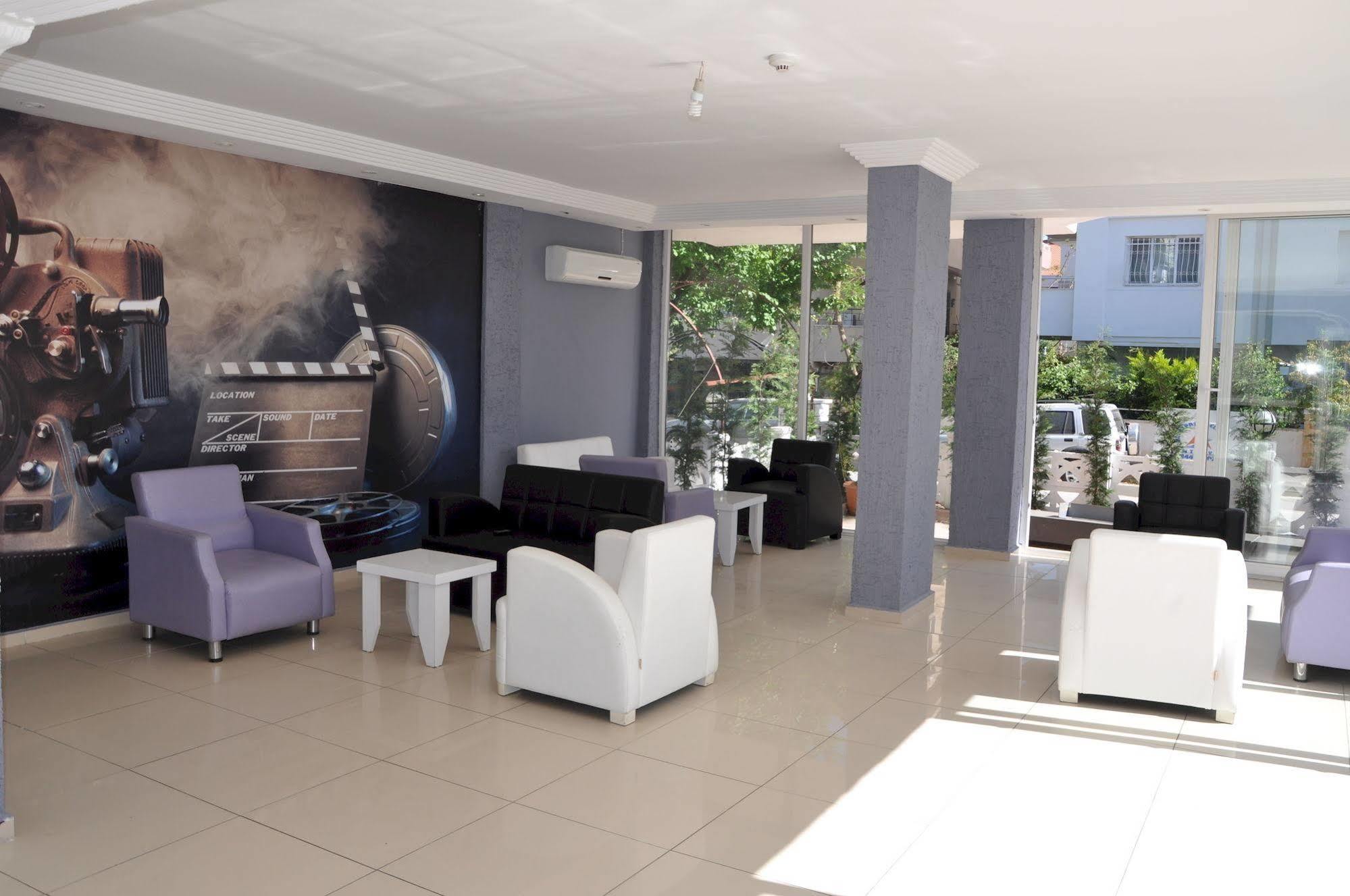 Otel Movie Life Roe
