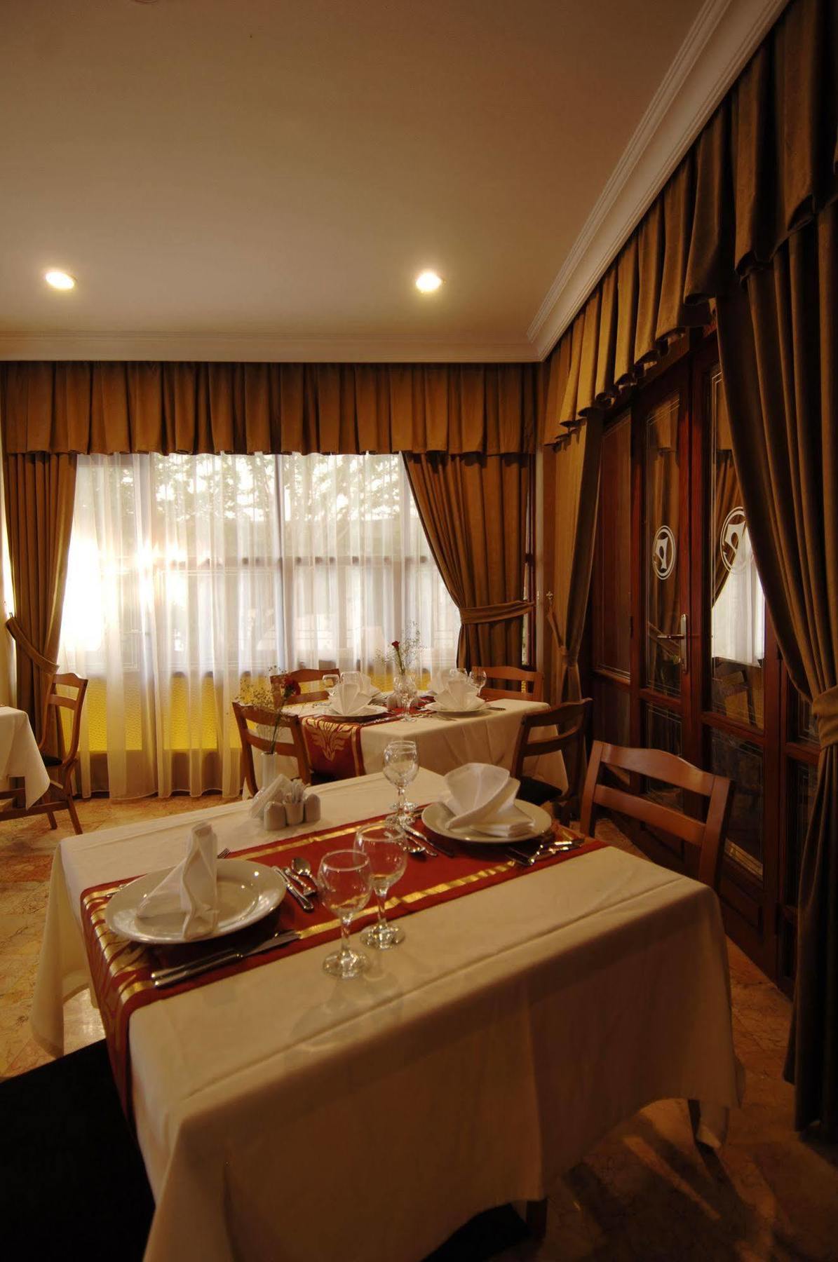 Hotel Sherwood Premio