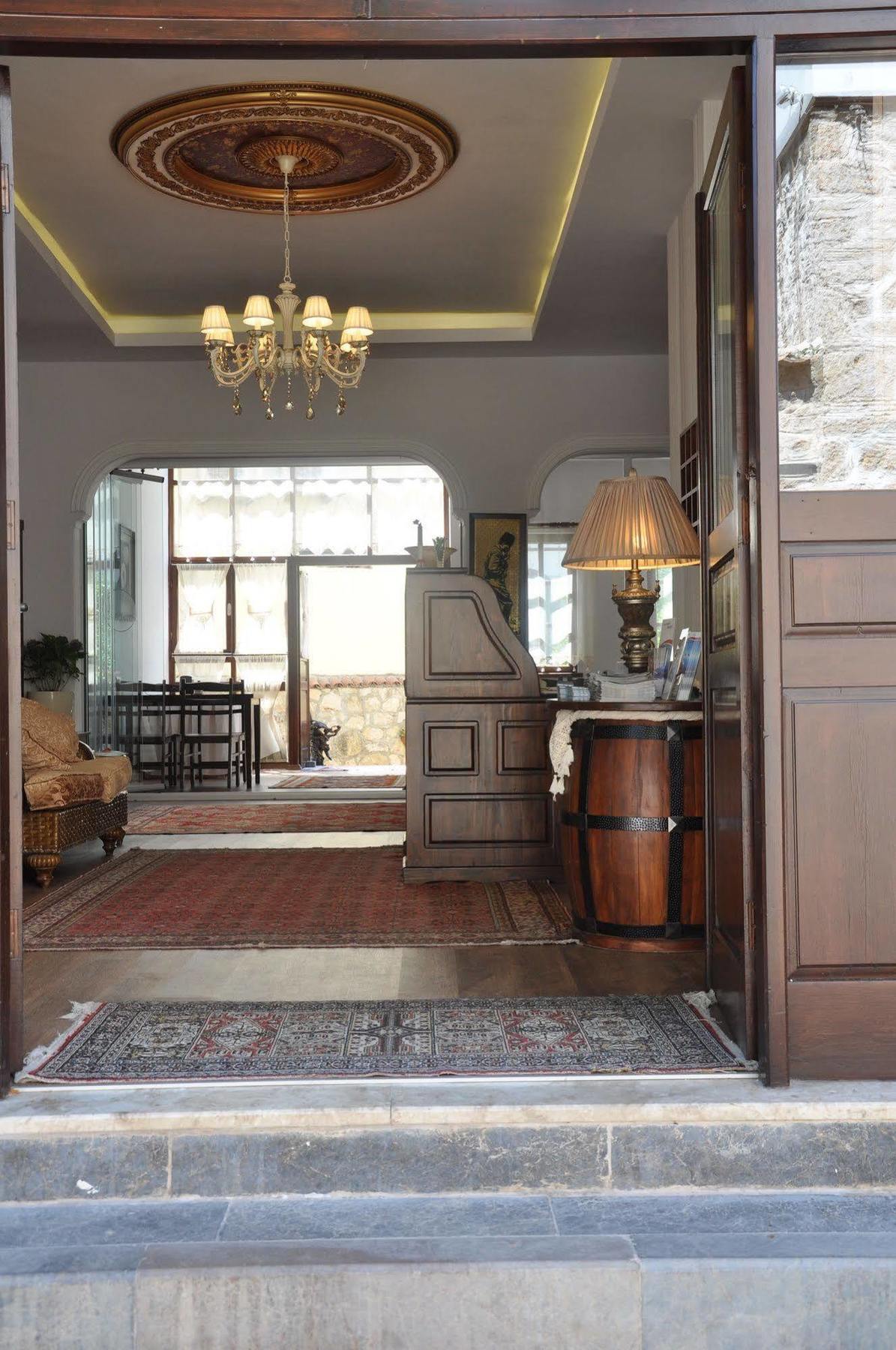 Kaleici Hotel 3*