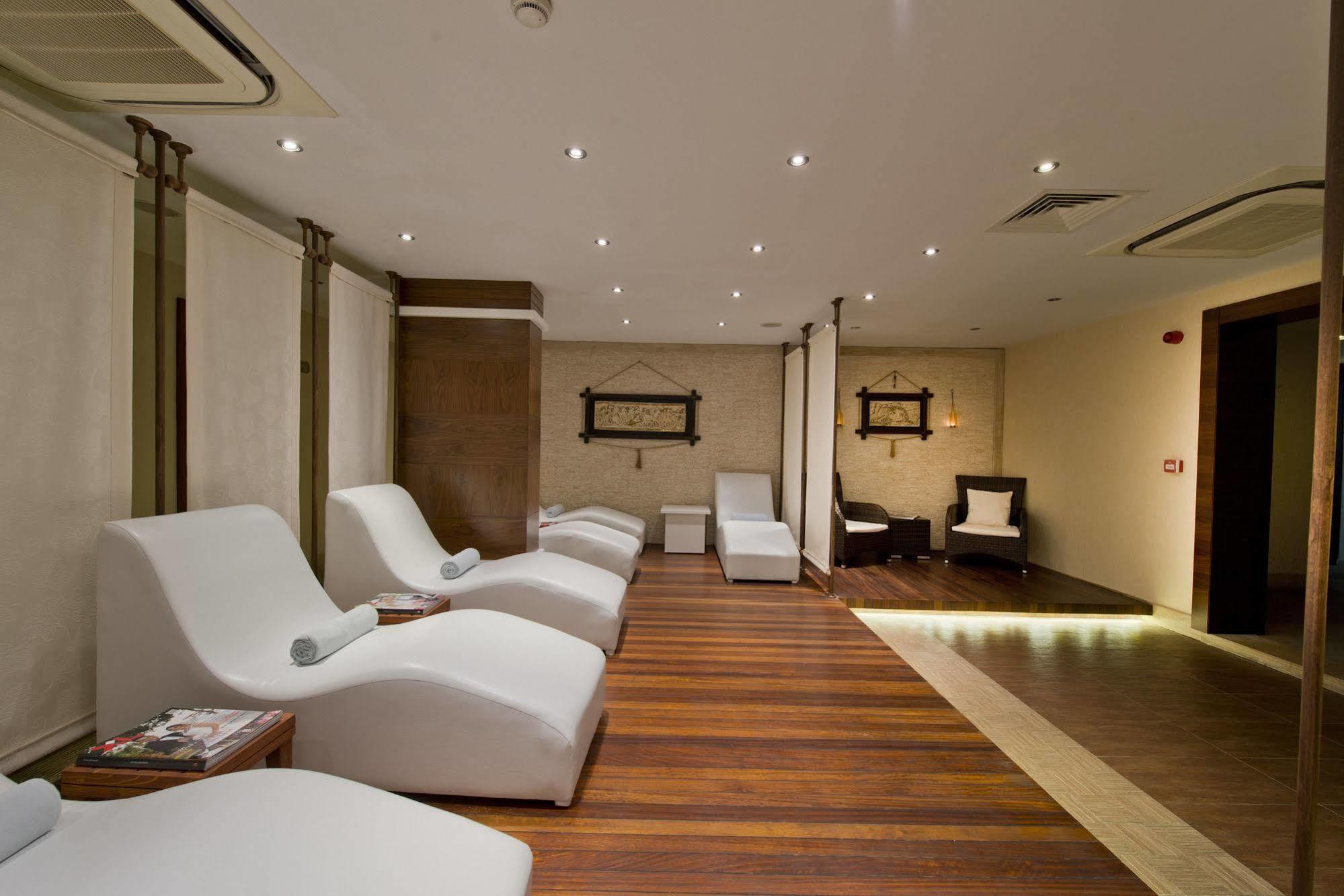 Hotel Oz & Adult Only 16 Antalya