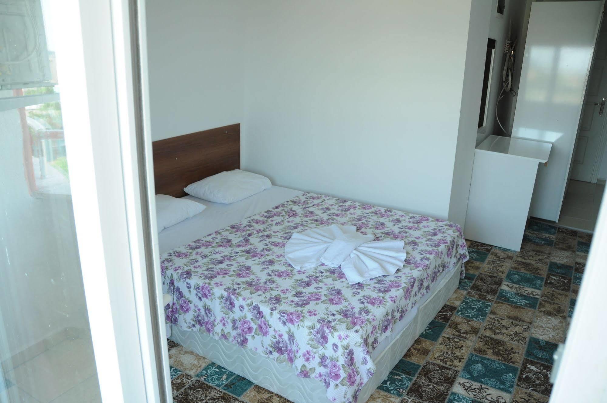 Demirci Otel