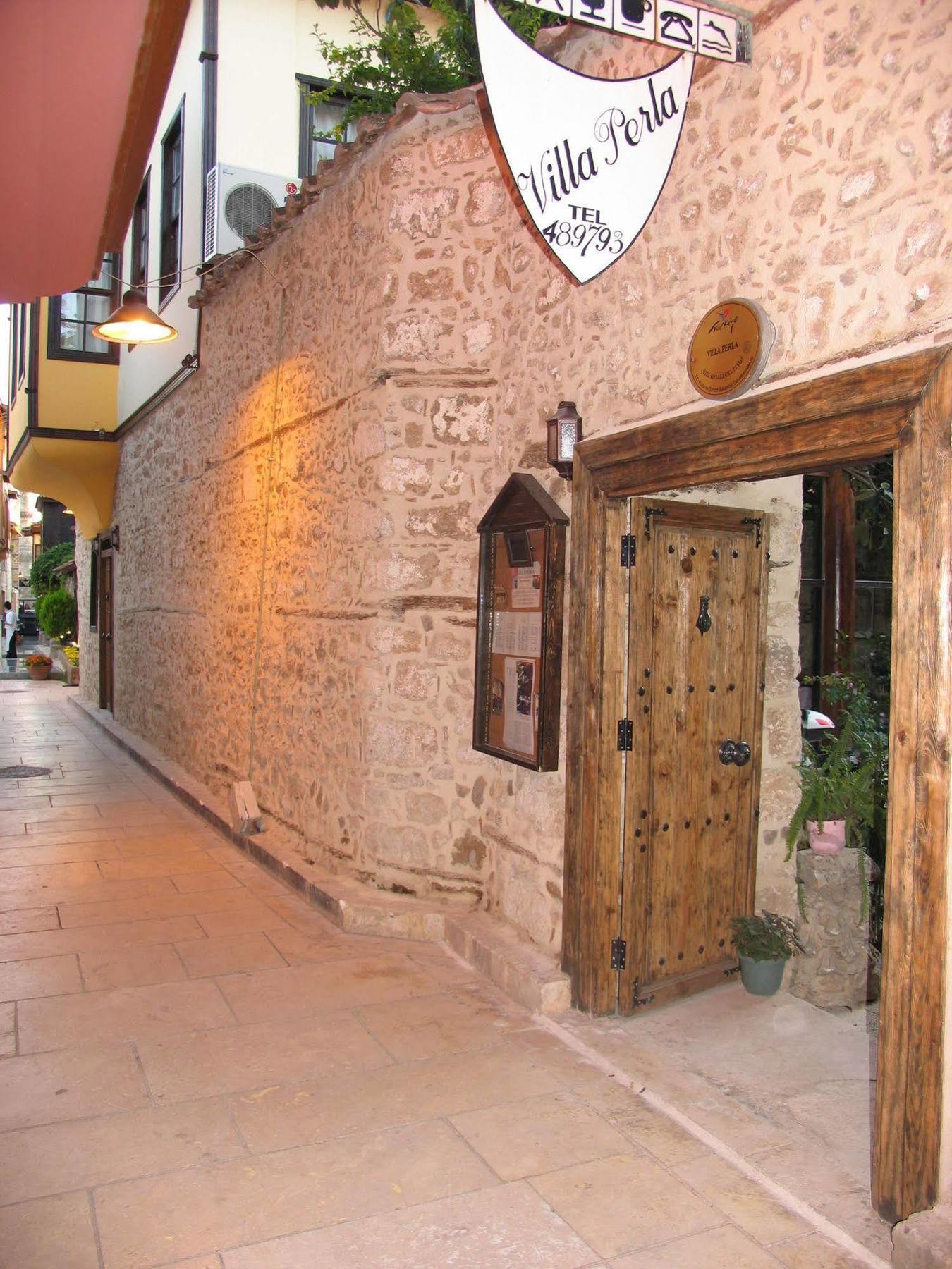 Otel Perla 3*