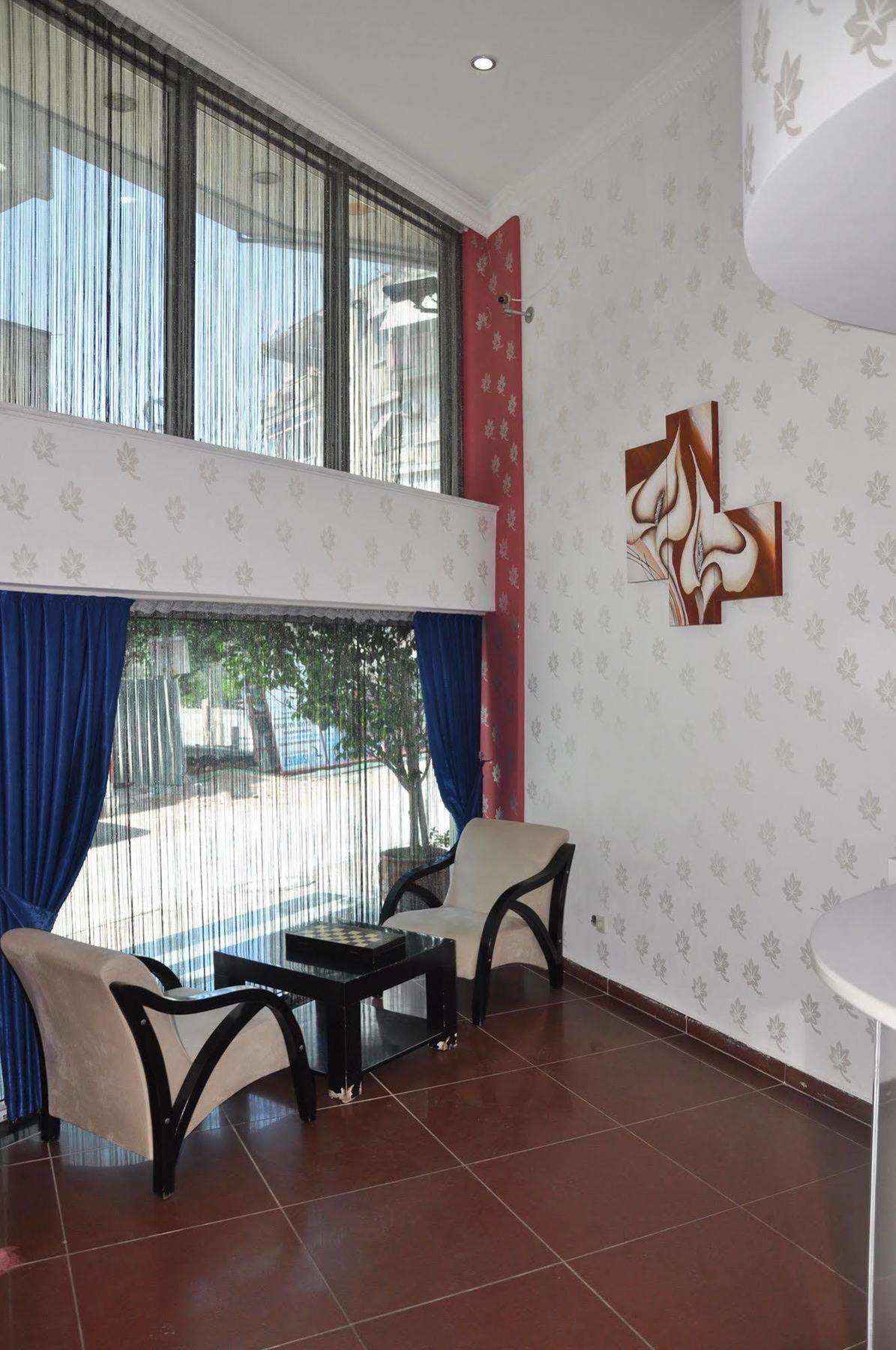 Hotel Madi 3*
