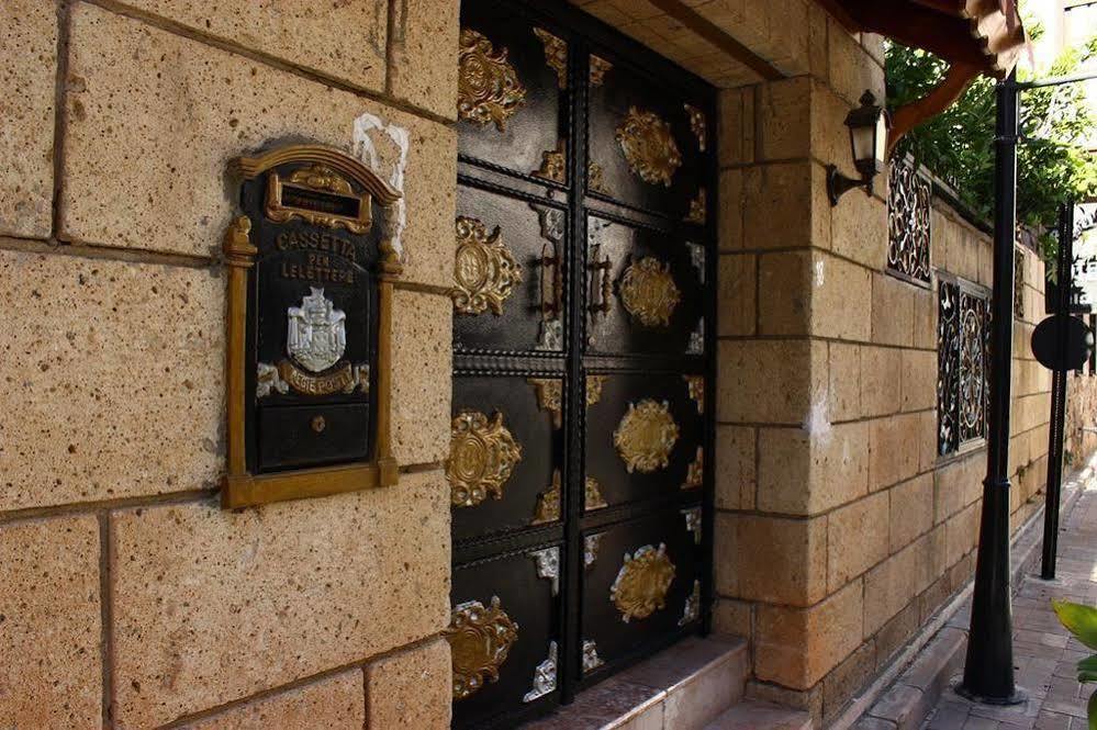 Zurich * Antalya