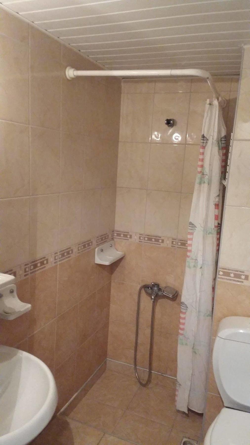 Isinda Hotel 3*