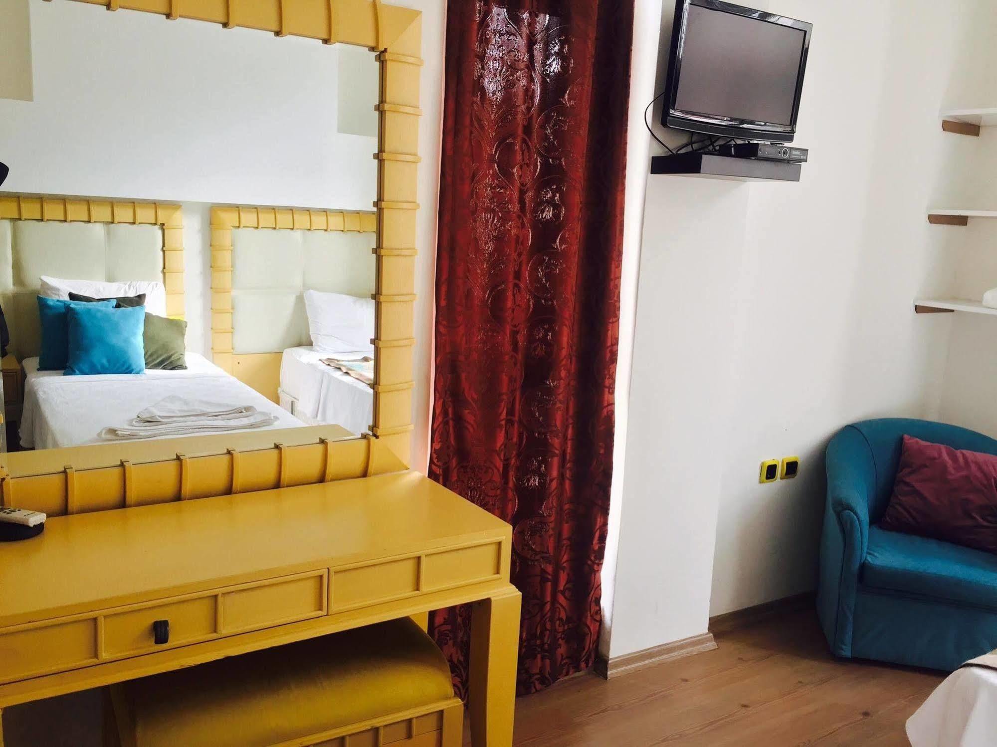 Nfk The House 3* Antalya