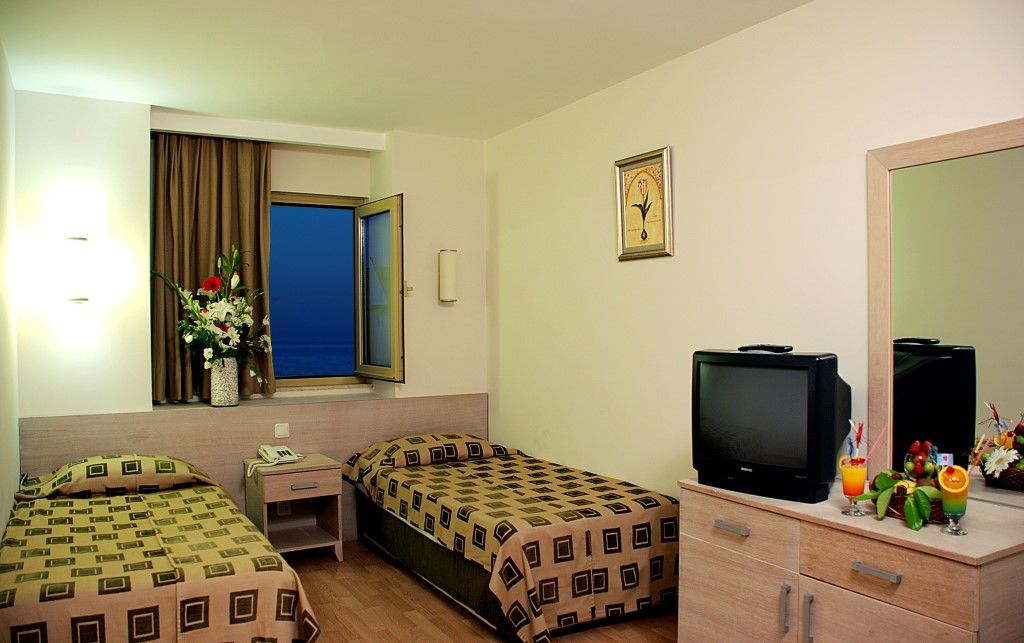 Side Breeze Hotel 5*