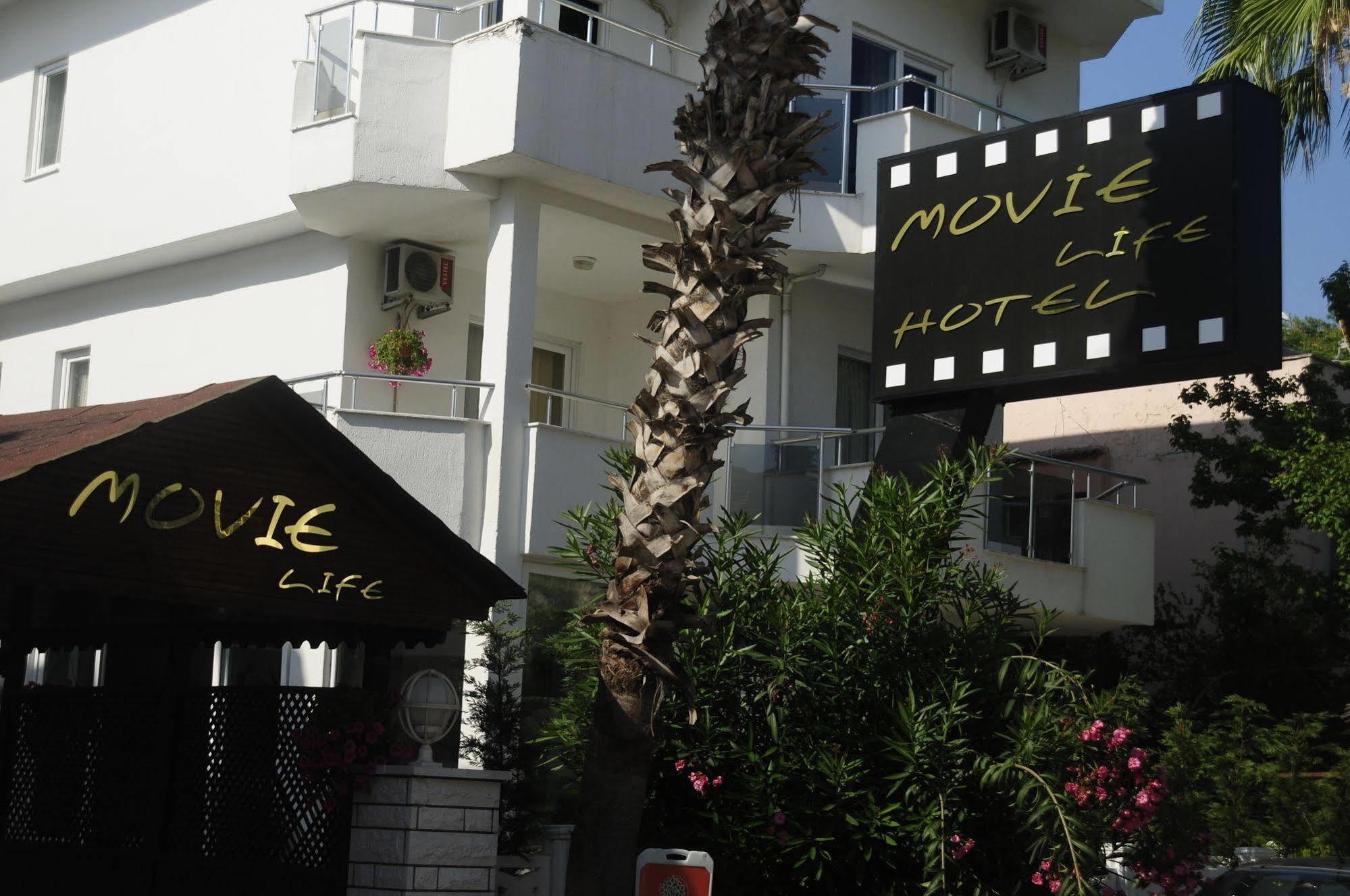 Movie Life Roe Hotel