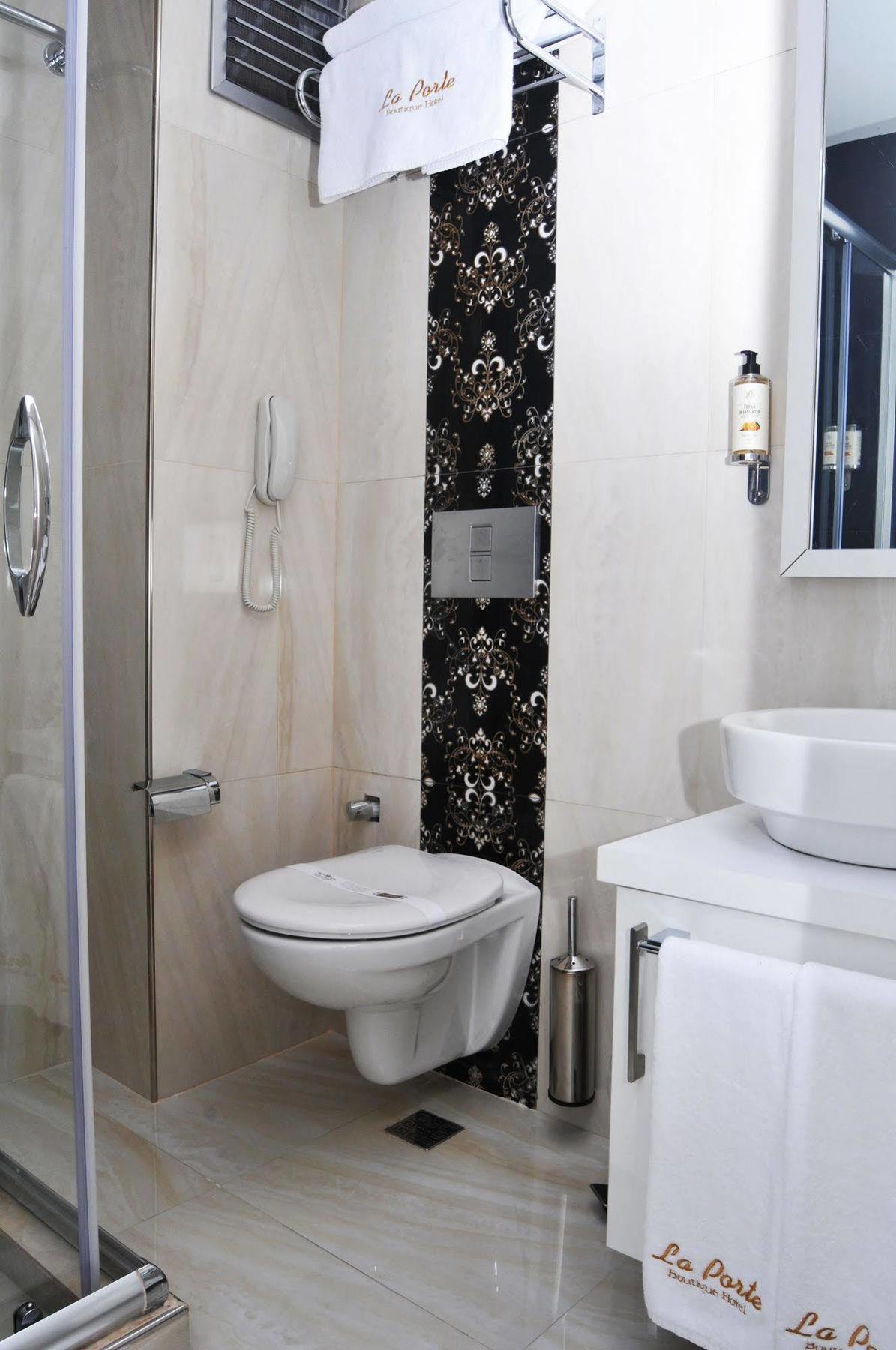 Niss Business Hotel