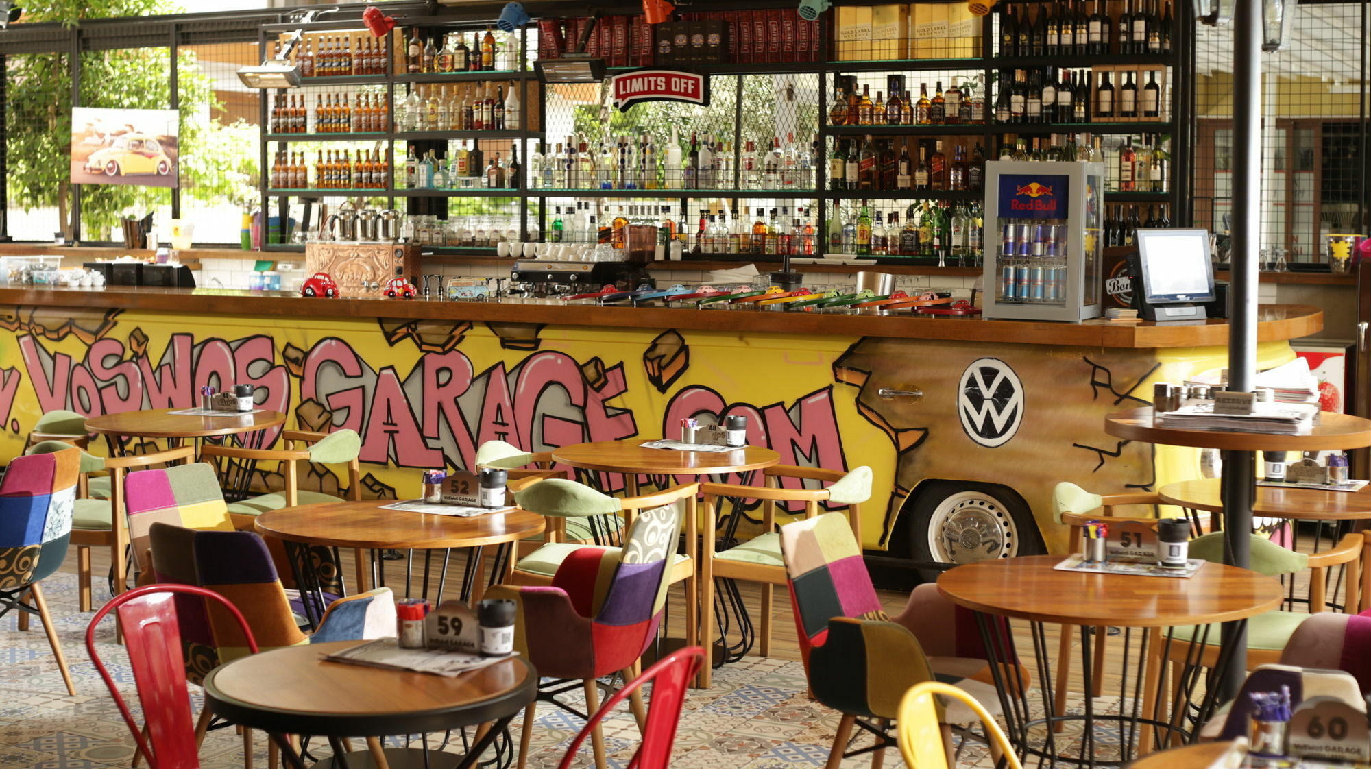 Hotel Voswos Garage Coffee Antalya