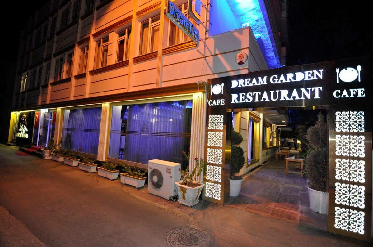Dream Hotel 2*