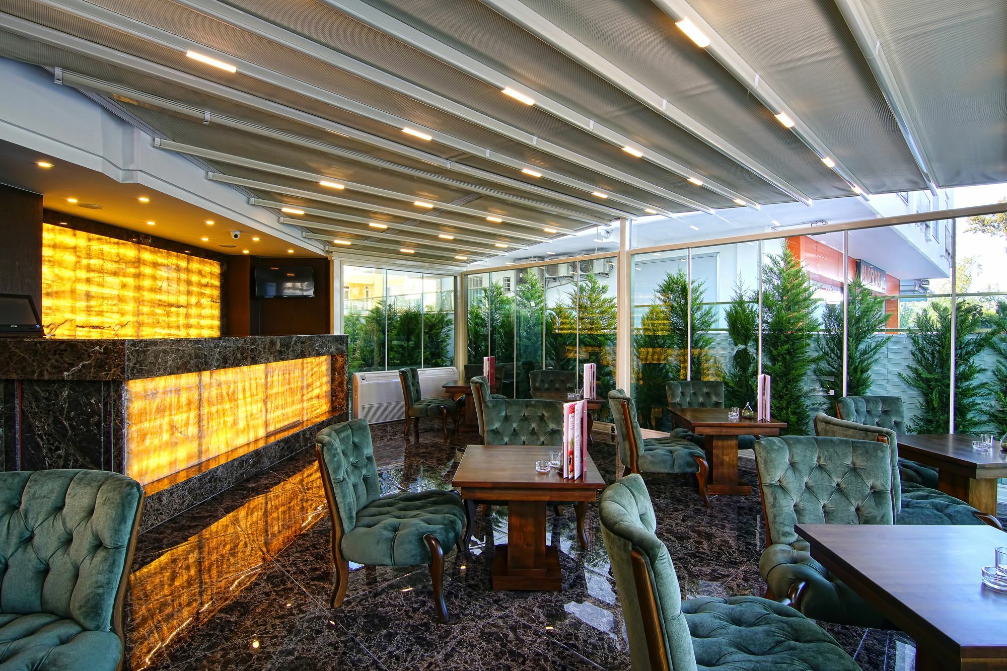 S White Hotel Antalya
