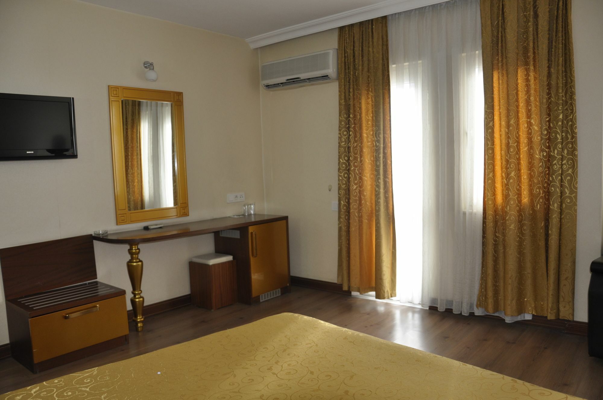 Kayalar Otel Antalya