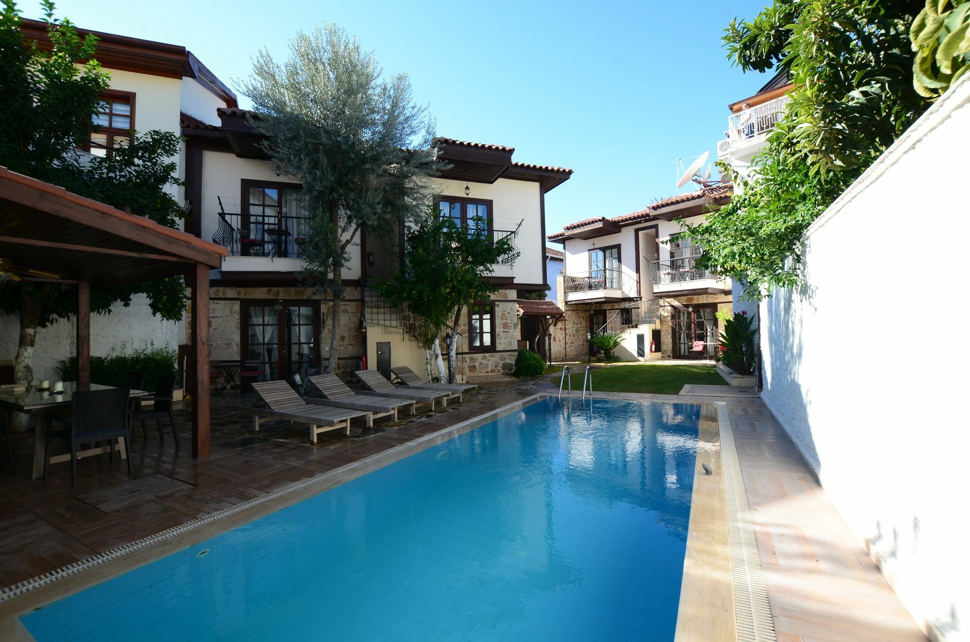 The Suite Apart Hotel Hotel